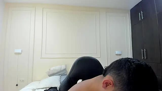 ANDRES_STUD live cam