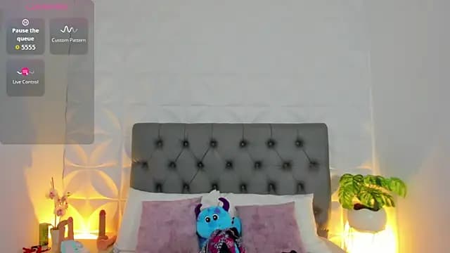 valeryn__rosse live cam