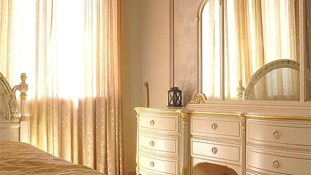 KarenaKukler live cam