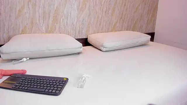 melanie_dusk live cam