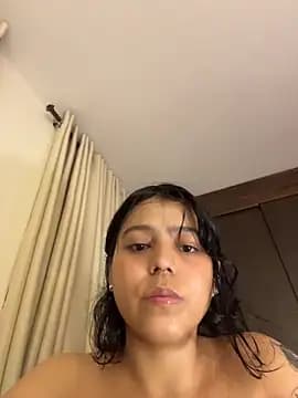 Naiara_sex live cam