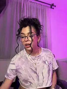 Samantha_Bernardo live cam