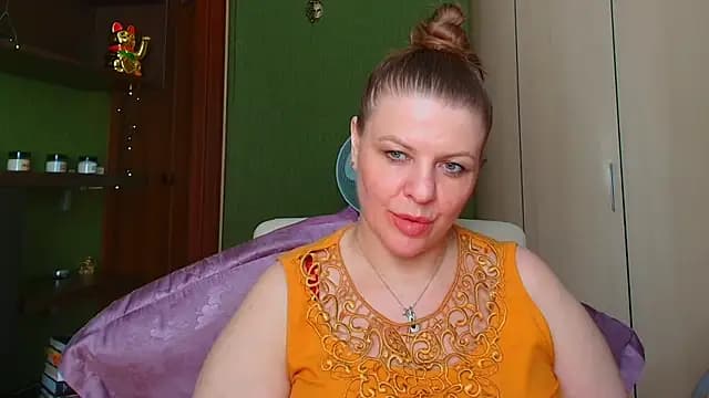VeronikawGold live cam on Stripchat