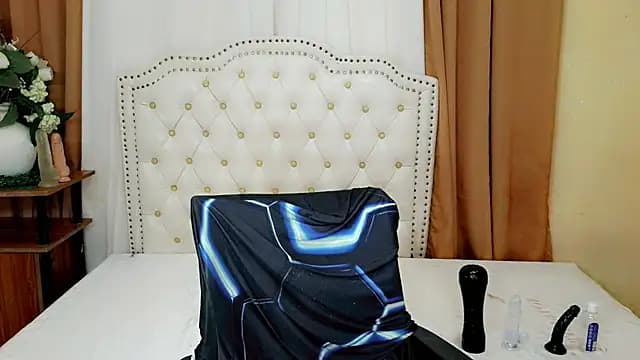 Seductive_sophie live cam