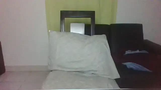 thekelliecapri live cam