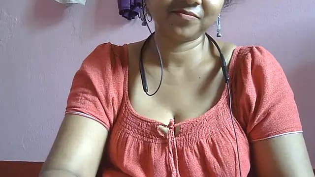 Pooja-suman live cam