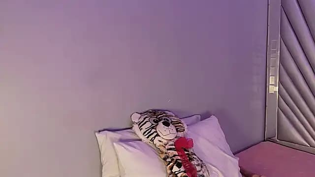 HatsaJones live cam
