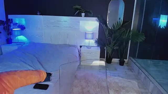 Mia_noiir live cam