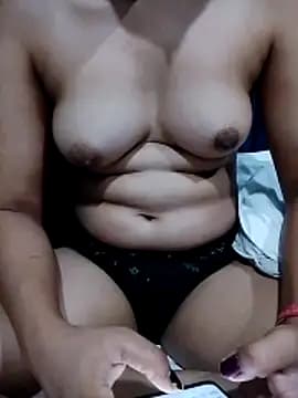 Student_girl00 live cam on Stripchat