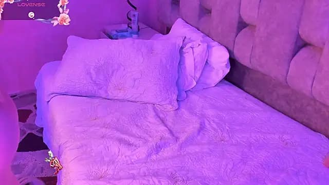 AphroditeSweett live cam