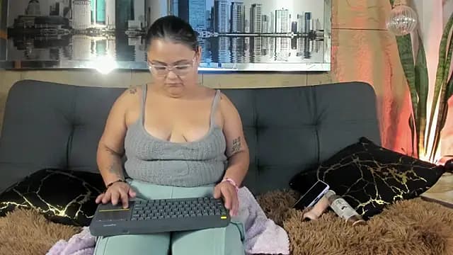 Luna__Cortez live cam