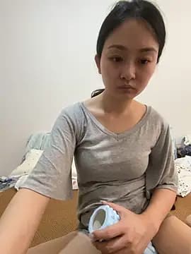 tuuann live cam