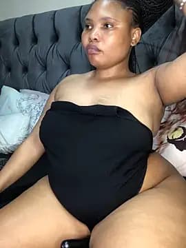 Anaelle24 live cam