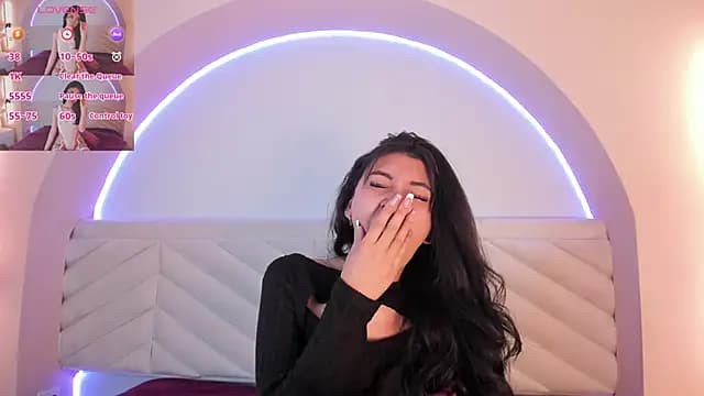Isabella_Crofts live cam