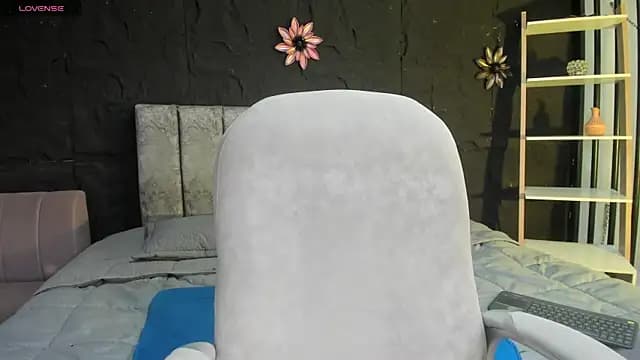 Cherrybombs_ live cam