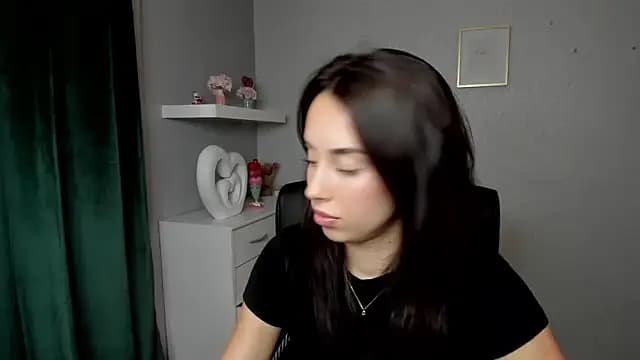 AdeleSolo live cam