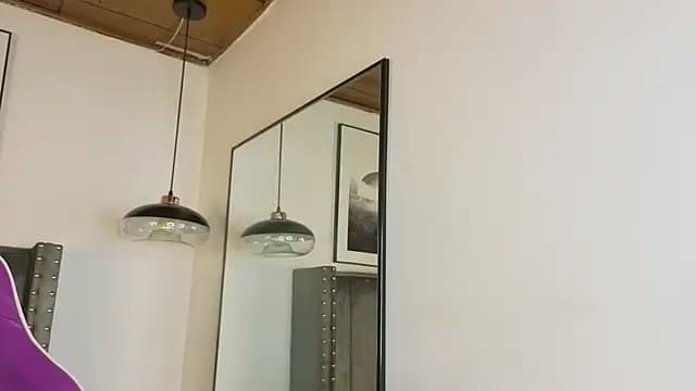 Alaia_Carter live cam