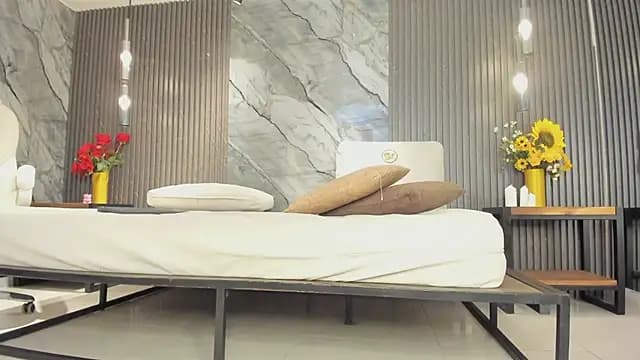 julietha_taylor live cam