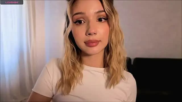 EmmaKeam live cam