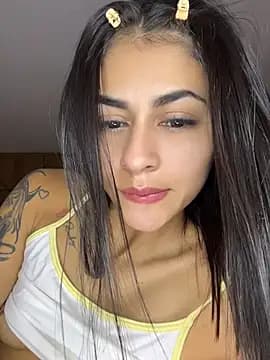 emilie_xx_ live cam