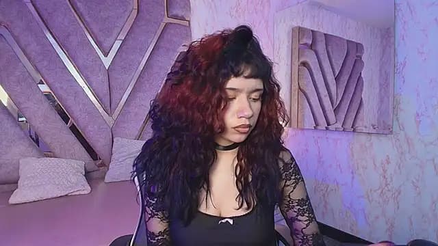 redd_pandaa live cam