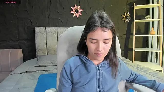 Cherrybombs_ live cam