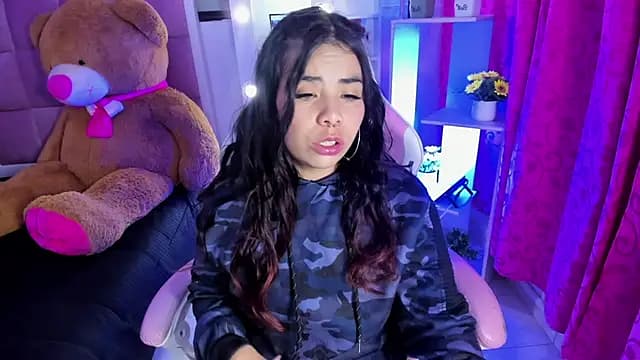 liany_taylor live cam
