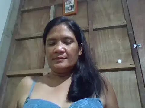 PinayZaira live cam