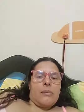 Bella_Morena27 live cam