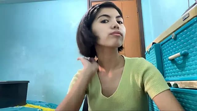 YukikoSchaefers live cam
