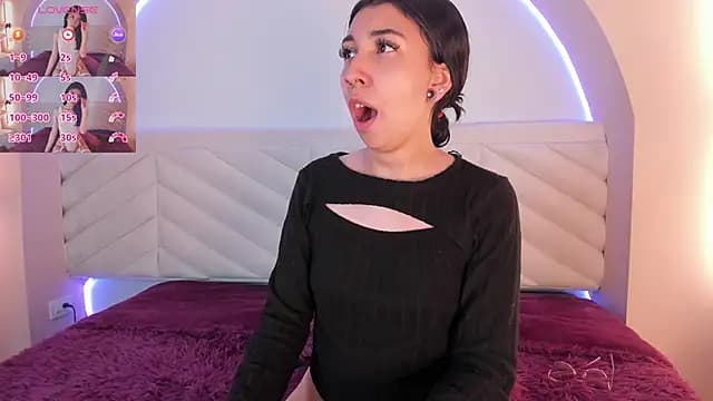 Isabella_Crofts live cam