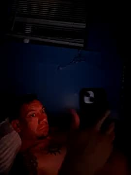 Brandon23xxxgb live cam
