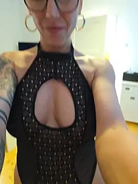 Klamsine live cam