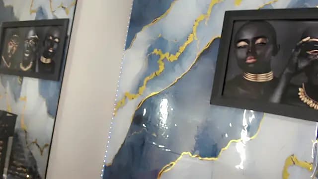 NathalialLooes live cam