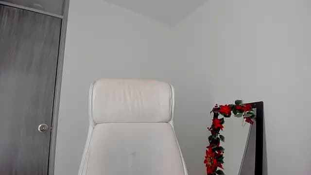 Brunnettee_1 live cam