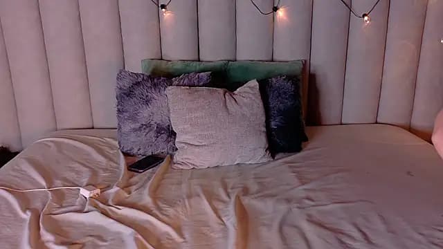 StarrMoon__ live cam