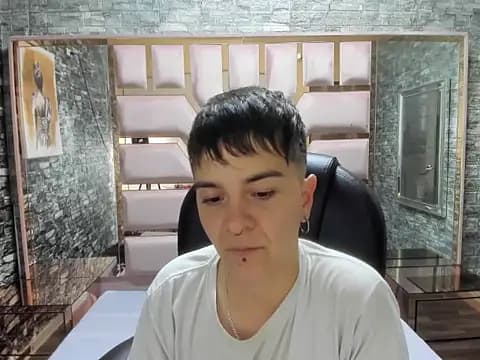 Hanna_Hott11 live cam on Stripchat