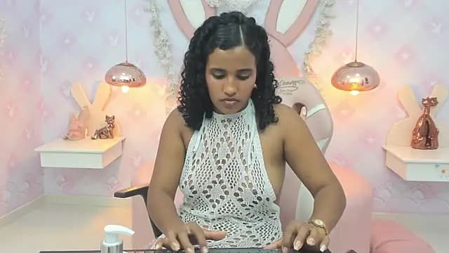 Horny_Curls live cam