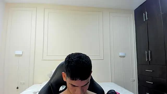 ANDRES_STUD live cam