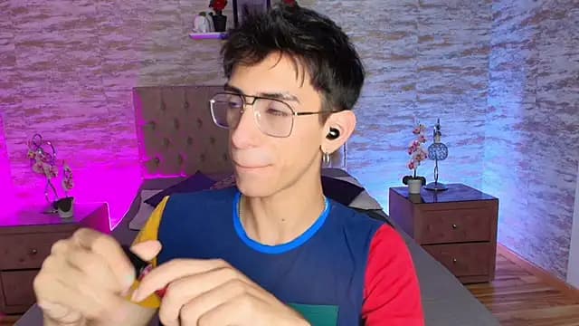 Evans_Noir live cam