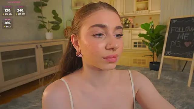 WondaCoriaty live cam