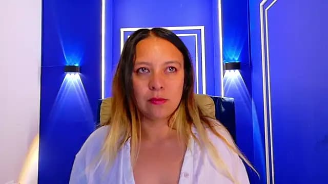 sami_1_8 live cam on Stripchat