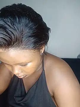 SELYS_NANA live cam