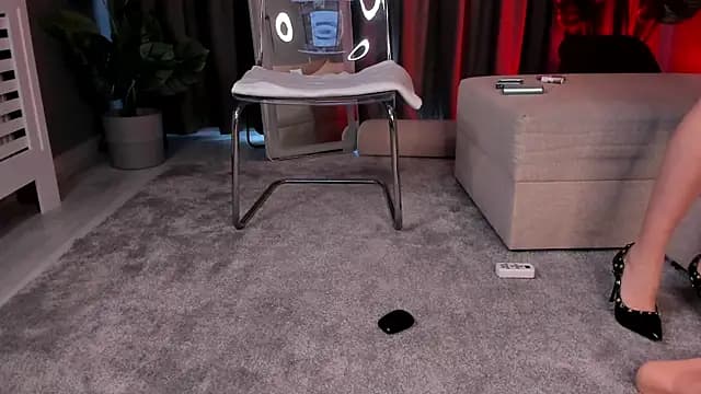 LisaAventi live cam