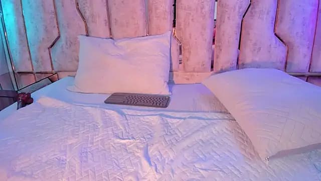 chica_nocturna25 live cam
