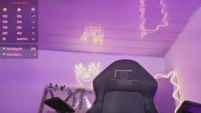 ZURY_TAY live cam