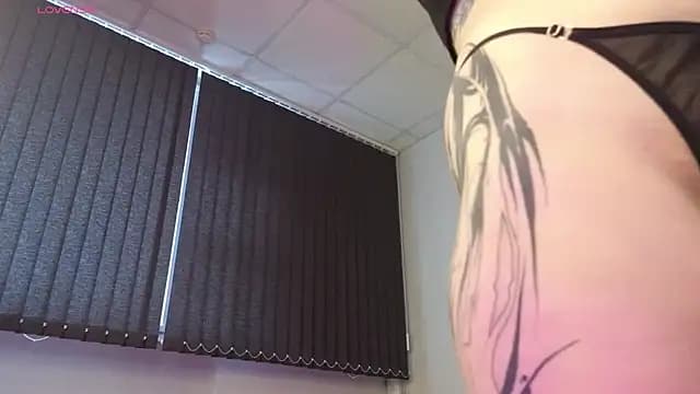 TonyaMeow live cam