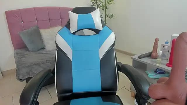 Lizzie_Williams_ live cam