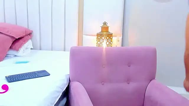 CintiaHolms live cam