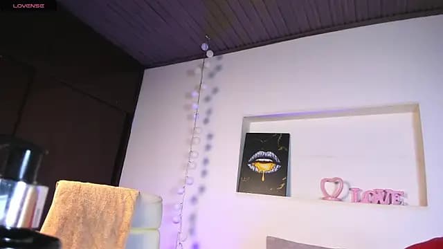 Mariia_Paulaa live cam